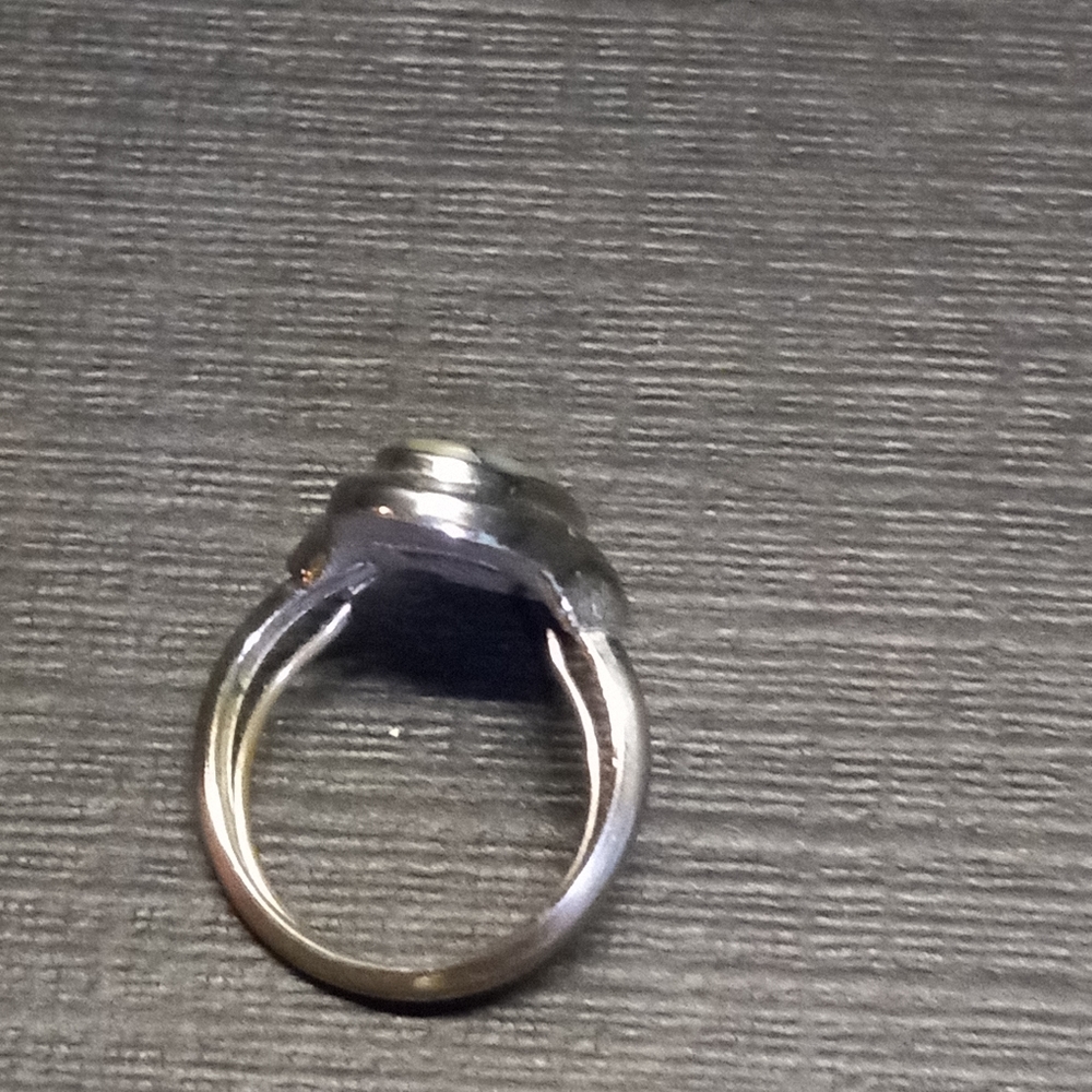 Silver tone Abalone Avon ring - Picture 6 of 8